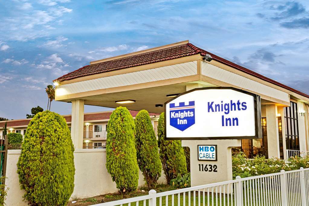 The Dixie Orange County Hotel Stanton Ngoại thất bức ảnh
